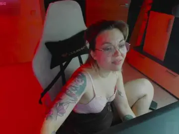 Hotbabatopp  live sex cam