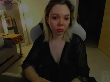 Hotbabatopp  live sex cam