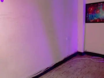 Zafiro56  live sex cam