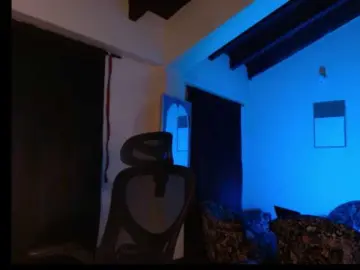 Zafiro56  live sex cam