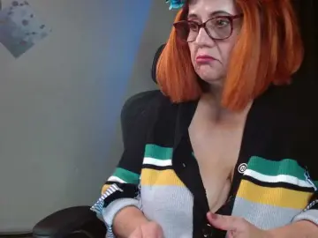 Zafiro56  live sex cam