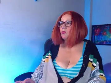 Zafiro56  live sex cam