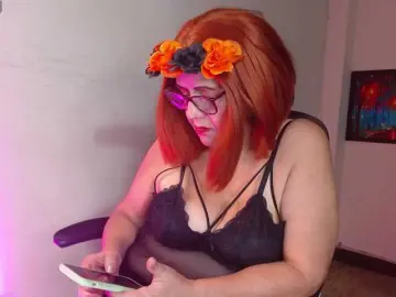 Zafiro56  live sex cam