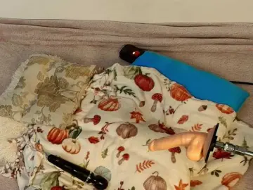 Emma-Donovani  live sex cam