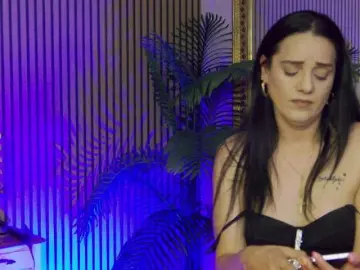 MelissaJenner  live sex cam