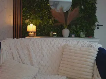 Angell-wow  live sex cam