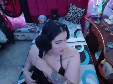 Lufek23  live sex cam