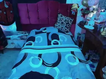 Lufek23  live sex cam