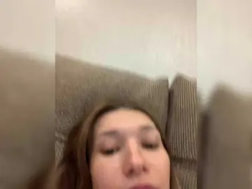 Olivia187  live sex cam