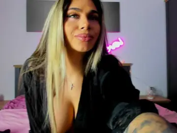 Babybluesin  live sex cam