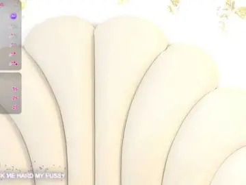 Bonieklent  live sex cam