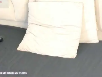 Bonieklent  live sex cam