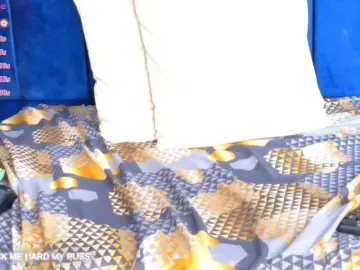 Bonieklent  live sex cam