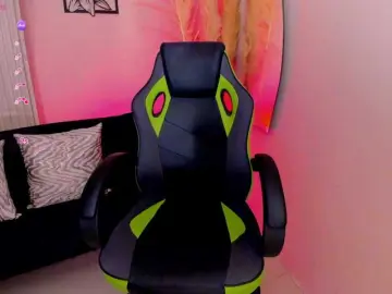 Charlotte-Cox  live sex cam