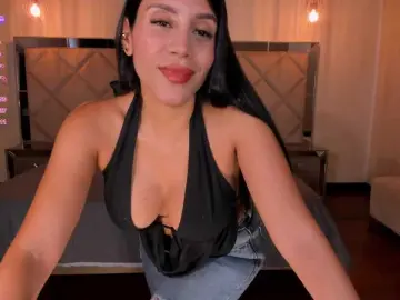 Charlotte-Cox  live sex cam
