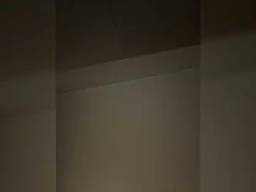 Kittylove18  live sex cam