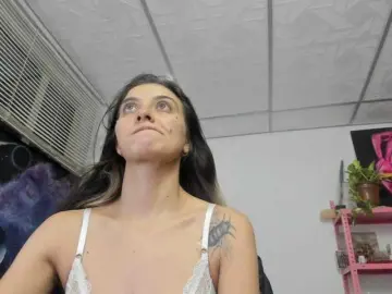 Mariecam420  live sex cam