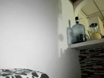Mariecam420  live sex cam