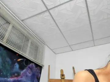 Mariecam420  live sex cam
