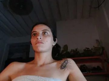 Mariecam420  live sex cam