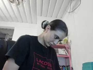Mariecam420  live sex cam