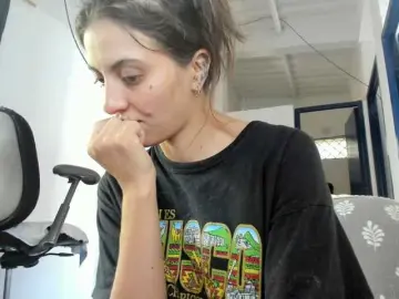 Mariecam420  live sex cam