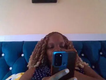Quqi  live sex cam