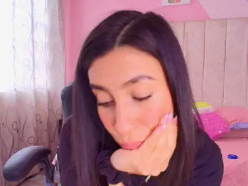 DarlingDuchess-  live sex cam