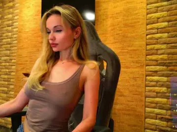 HollyQueen  live sex cam