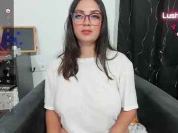 SweetLilith  live sex cam