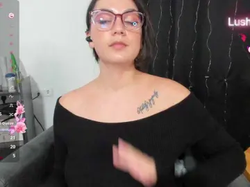 SweetLilith  live sex cam