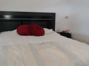 Angycougar  live sex cam