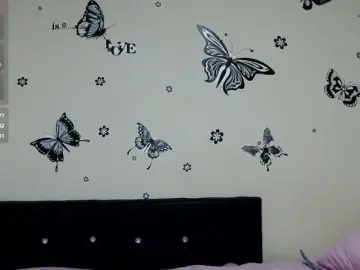 Liz7skinny  live sex cam