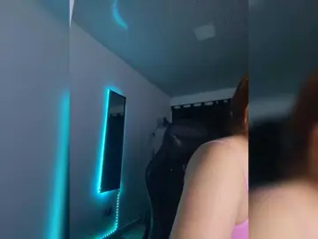 Allie-Rosse  live sex cam