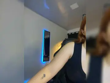 Allie-Rosse  live sex cam