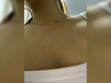 Allie-Rosse  live sex cam