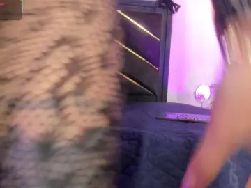 AprilJhonnes  live sex cam