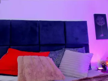 AprilJhonnes  live sex cam