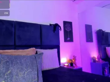 AprilJhonnes  live sex cam