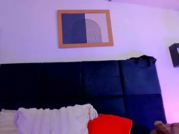 AprilJhonnes  live sex cam