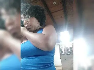 ChanneldelaCroix  live sex cam