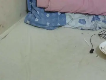 Cuteavril  live sex cam