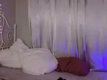 KellyMiller  live sex cam