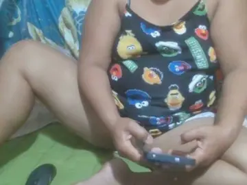 Prettyrams  live sex cam