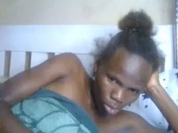 Tilly-Shirlie  live sex cam