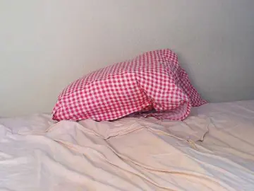 AliceTurner21  live sex cam