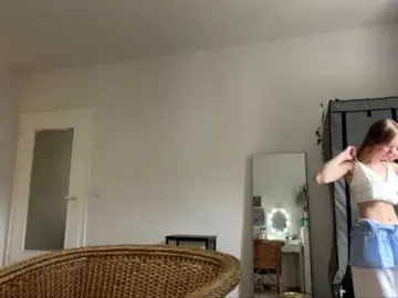 Lisasmall  live sex cam