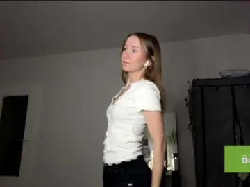 Lisasmall  live sex cam