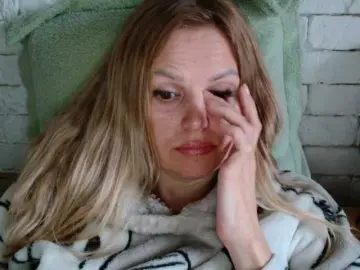 AngelAlone  live sex cam