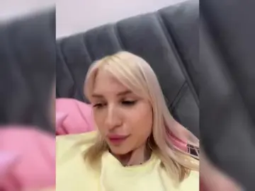 EwaBrown  live sex cam